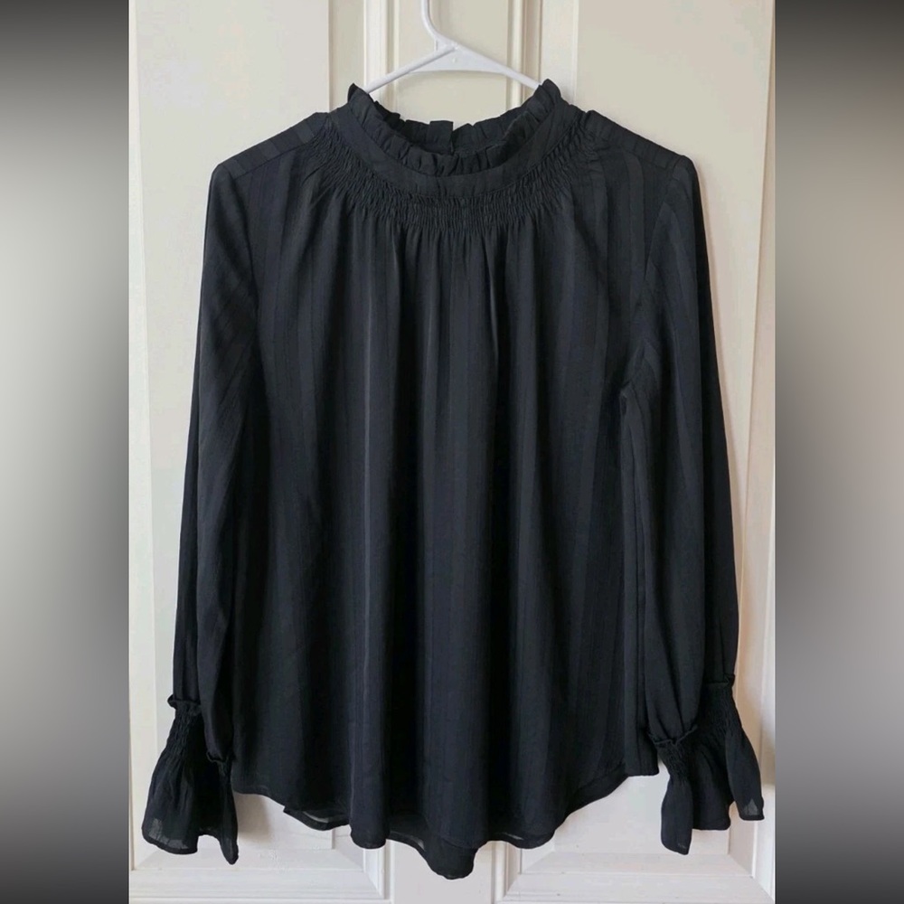 Central Park Black Blouse Women’s Long Sleeve Ruffle Neck Smocked Cuffs